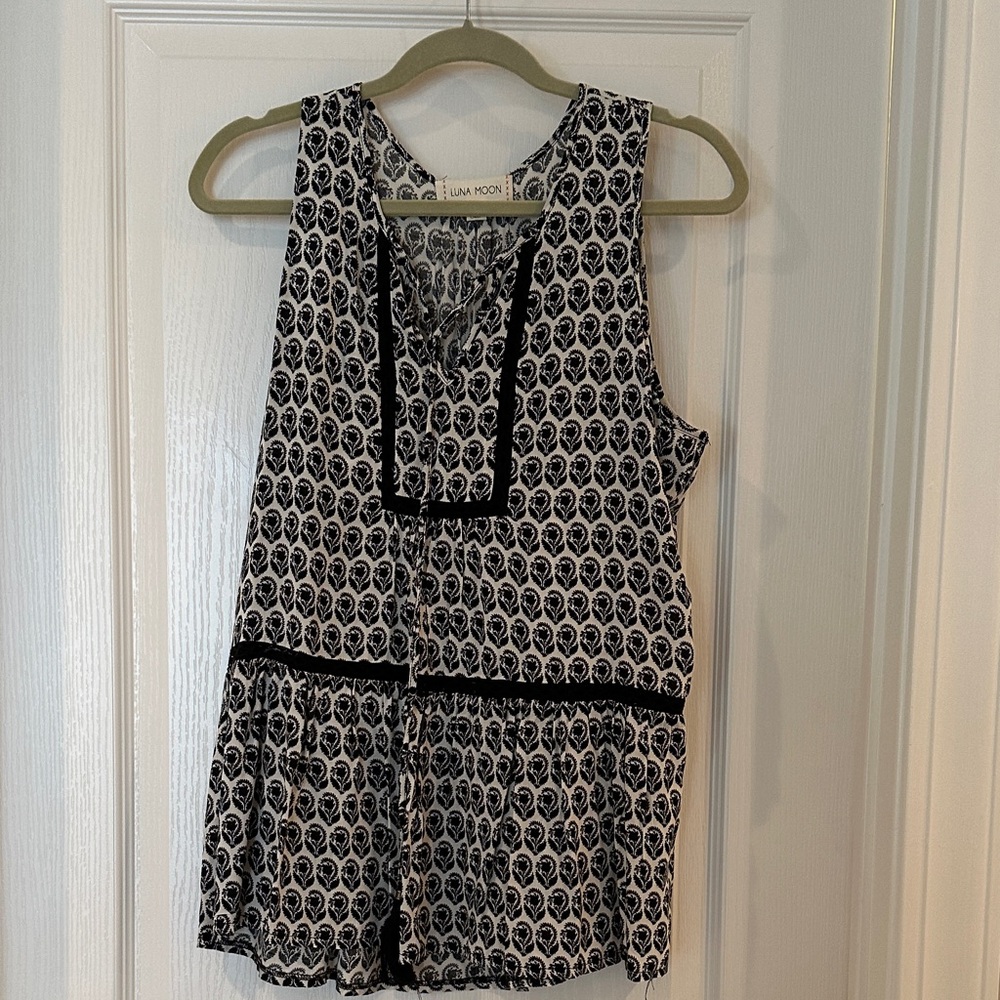 Black and White Patterned Tank Top